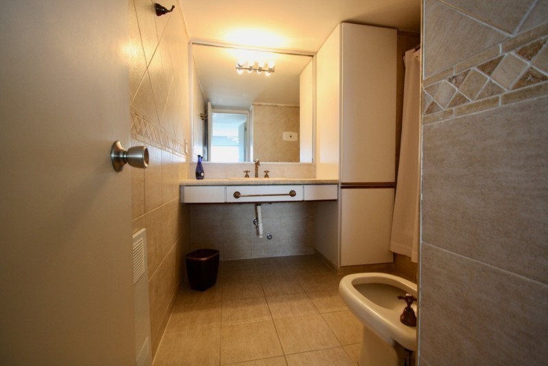 Amplio departamento en Venta en Tiburon
